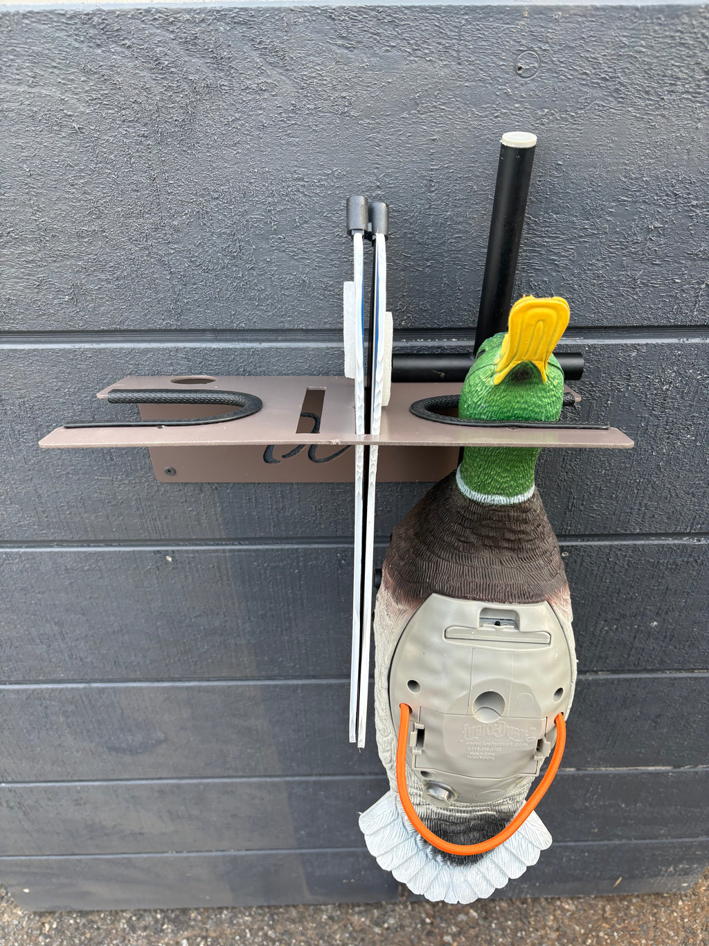 Spinning Wing Wall Mount